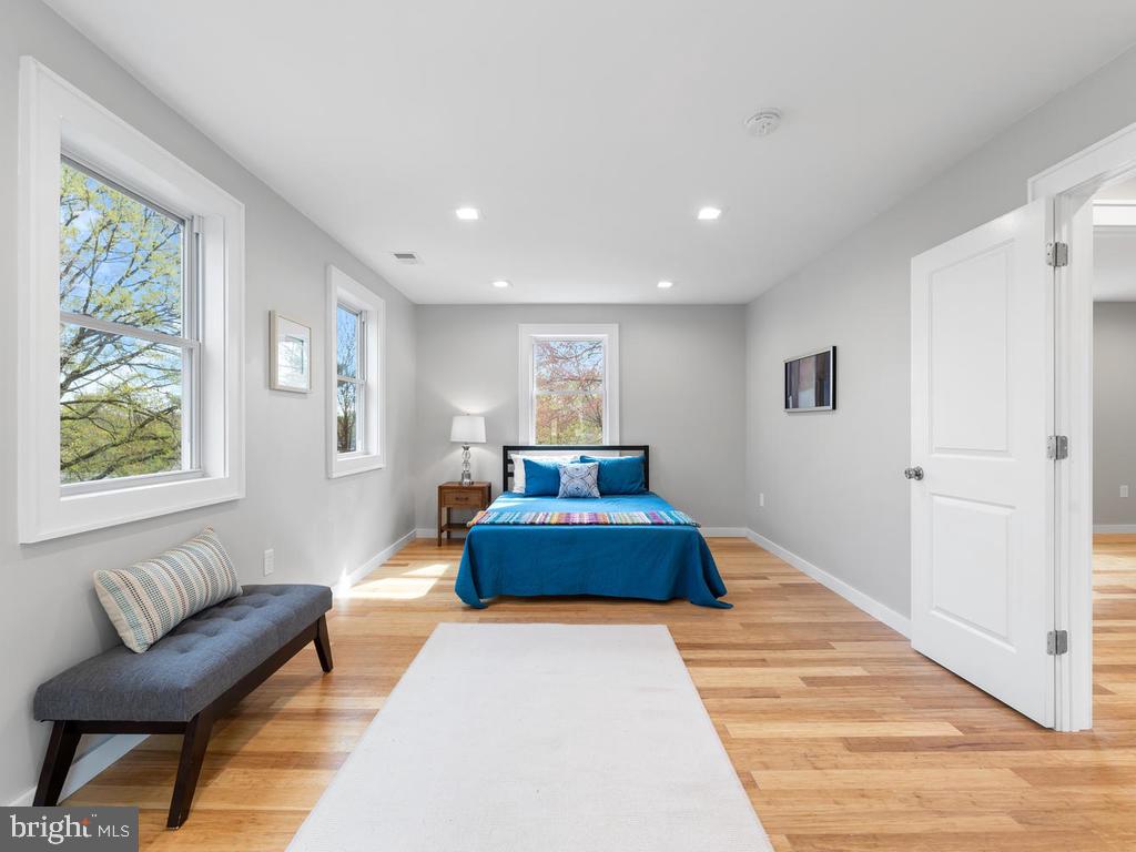 3111 Windom Road Mount Rainier, MD 20712 - Photo 24 of 46 3rd Floor Bedroom with Sitting Area