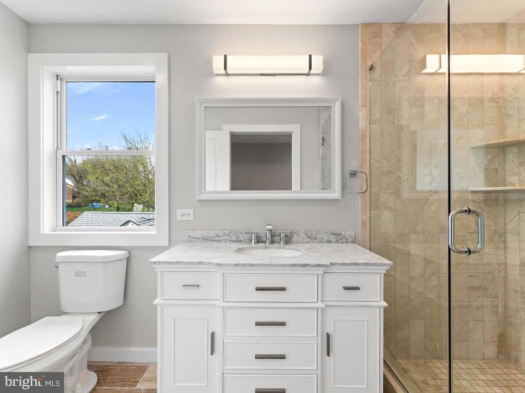 3111 Windom Road Mount Rainier, MD 20712 - Photo 29 of 46 3rd Floor Bathroom