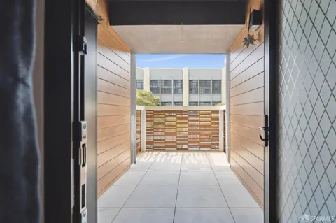 $898,000 | 1288 Howard Street, Unit 317, San Francisco, CA 94103