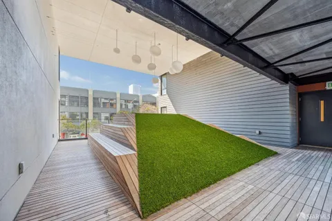 $898,000 | 1288 Howard Street, Unit 317, San Francisco, CA 94103