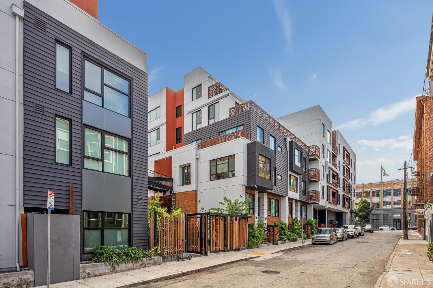 1288 Howard Street, Unit 317 San Francisco, CA 94103 - Photo 55 of 57 a front view of a building with street