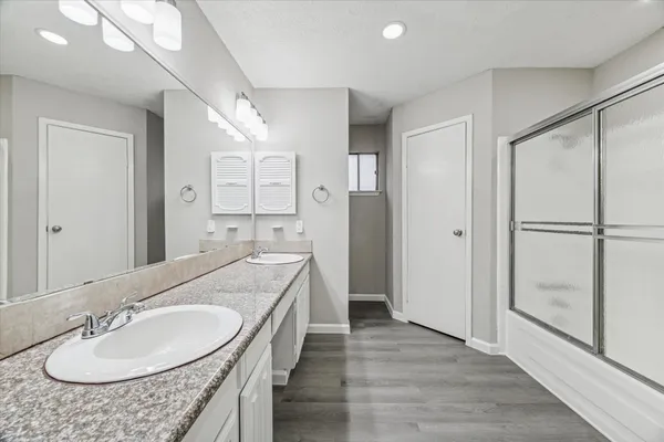 $1,900 | 4934 Deerwood Circle, Baytown, TX 77521