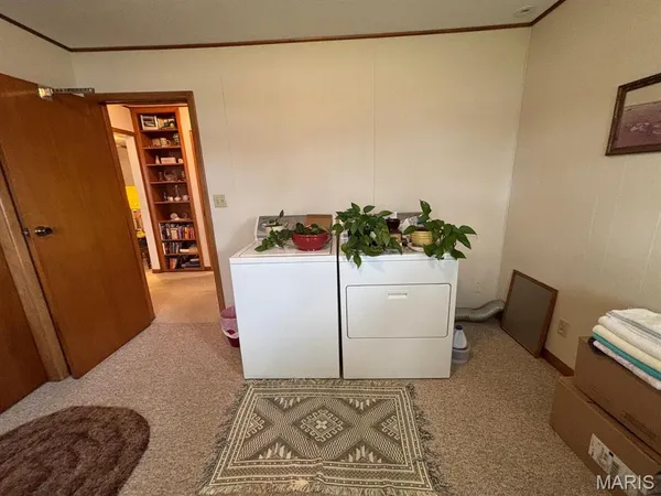 $185,000 | 106 West Elm Street, Shelbina, MO 63468