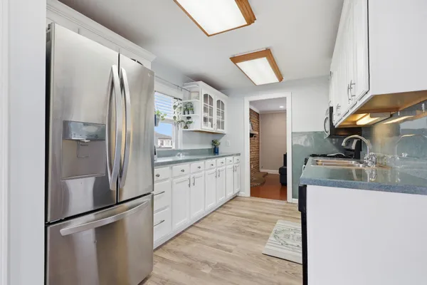 $589,900 | 425 Austin Circle, Fairless Hills, PA 19030