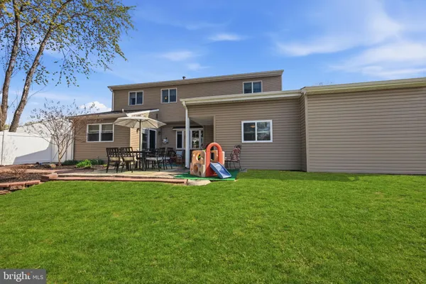 $589,900 | 425 Austin Circle, Fairless Hills, PA 19030