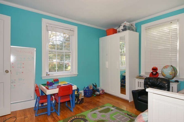 37 Wilmington Road Burlington, MA 01803 - Photo 11 of 28 Gallery Image 11