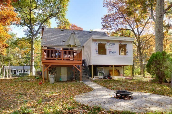 37 Wilmington Road Burlington, MA 01803 - Photo 23 of 28 Gallery Image 23