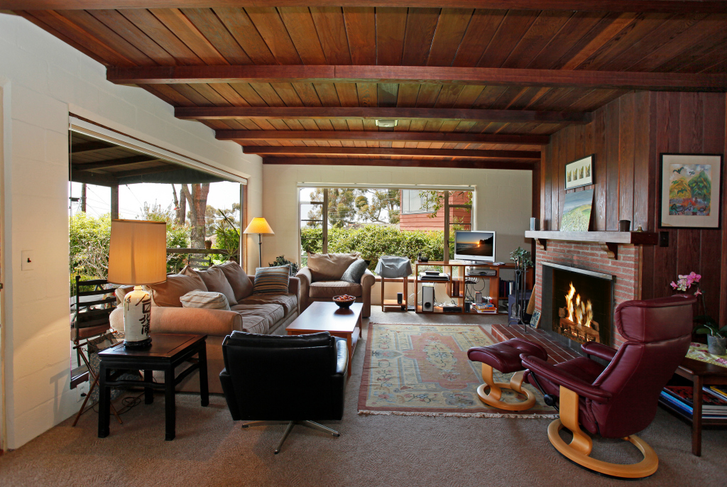 3202 Laurel Canyon Road Santa Barbara, CA 93105 - Photo 4 of 12 Living Room