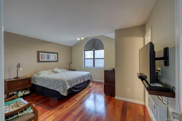 $375,000 | 86 Albert Court, Monroe, NY 10950