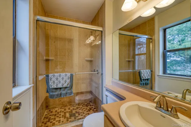 $375,000 | 86 Albert Court, Monroe, NY 10950