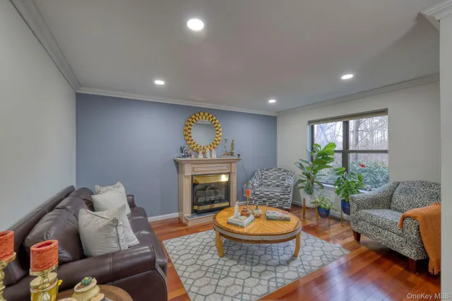 $375,000 | 86 Albert Court, Monroe, NY 10950