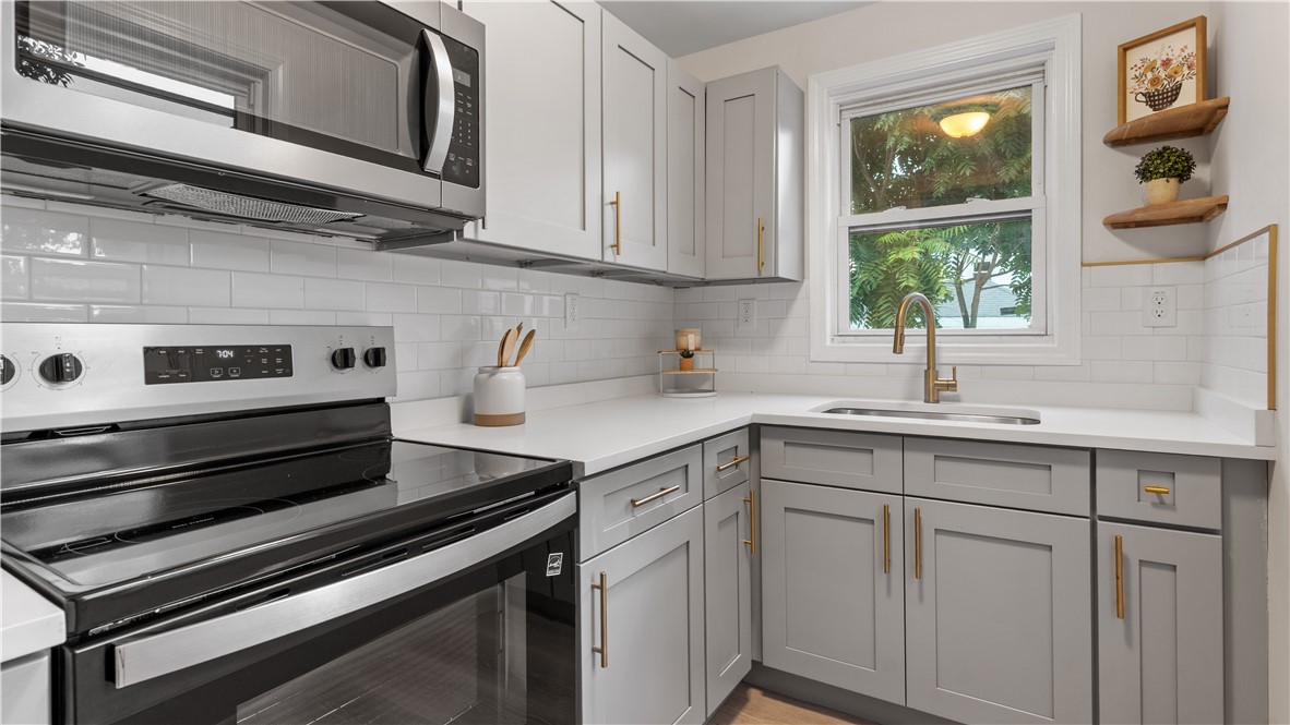 63 Prospect Street Lincoln, RI 02838 - Photo 6 of 23 Gallery Image 6