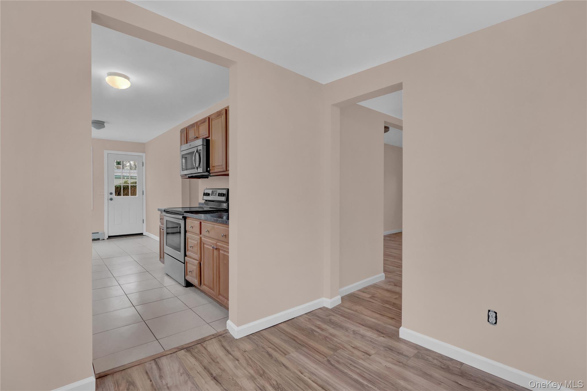 11 Island Road Sound Beach, NY 11789 - Photo 10 of 21