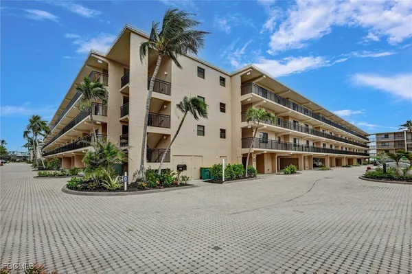 a view of a large white building