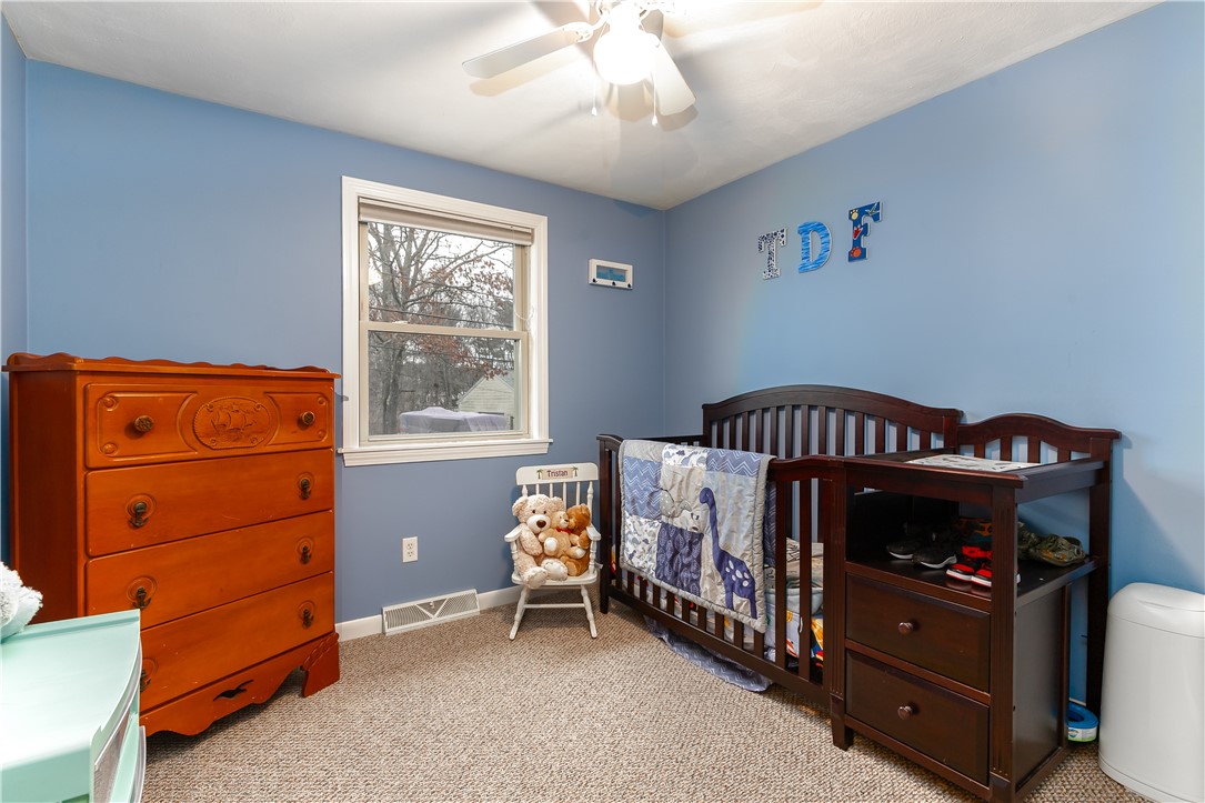 7 Jade Road Coventry, RI 02816 - Photo 16 of 29