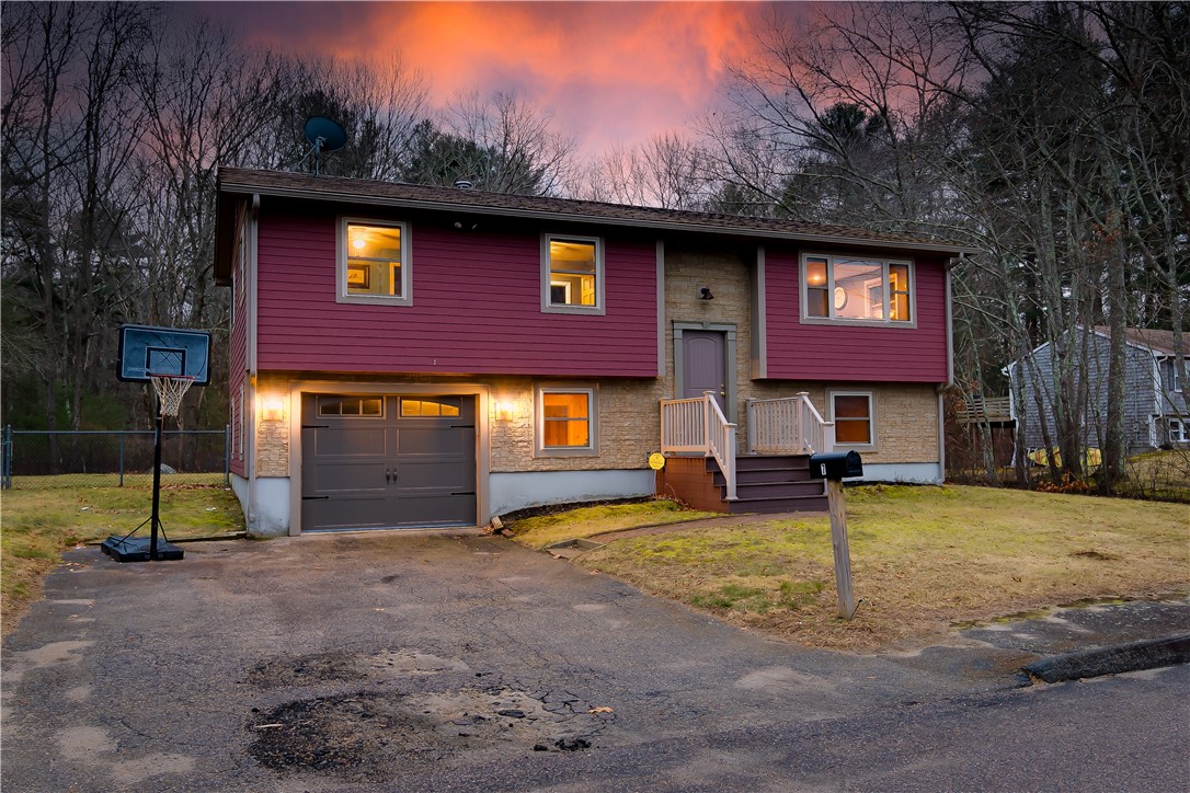 7 Jade Road Coventry, RI 02816 - Photo 2 of 29