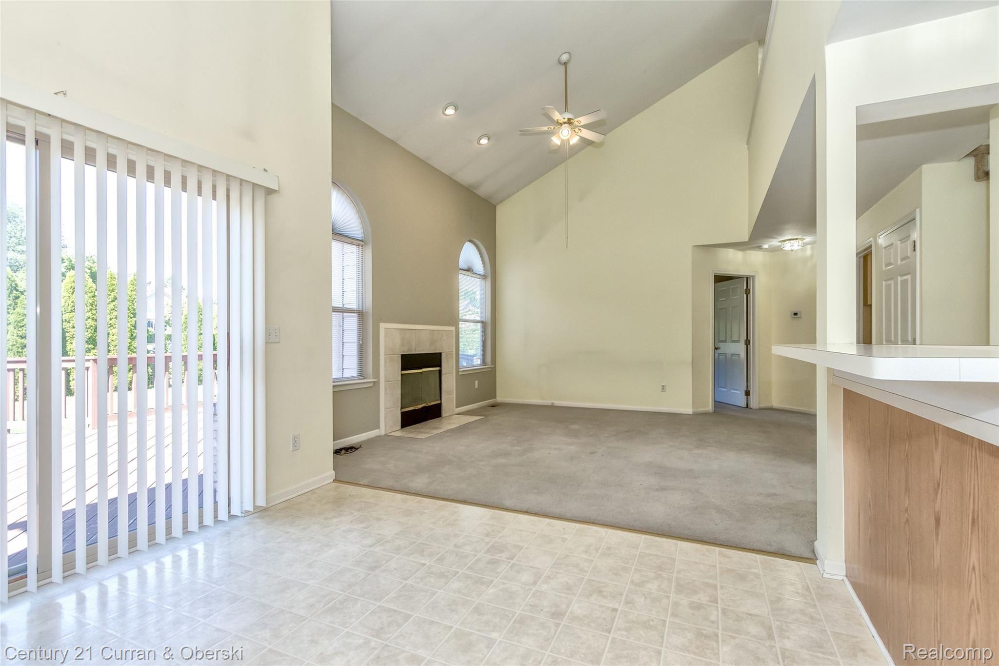 9721 Stark Road Livonia, MI 48150 - Photo 9 of 44 Breakfast Nook