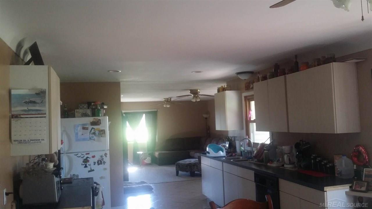 8050 Wildcat Road Croswell, MI 48422 - Photo 9 of 25 31335046-8.JPG