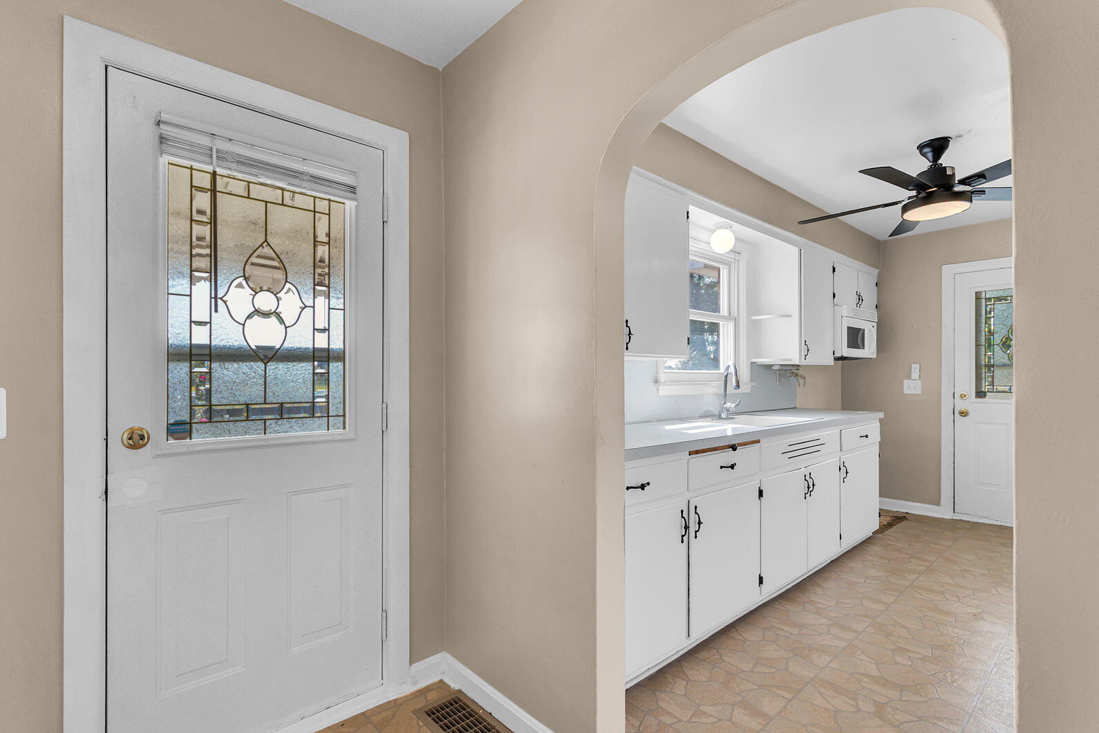 349 North Francisco Road Grass Lake, MI 49240 - Photo 14 of 42 30-web-or-mls-0N0A1615