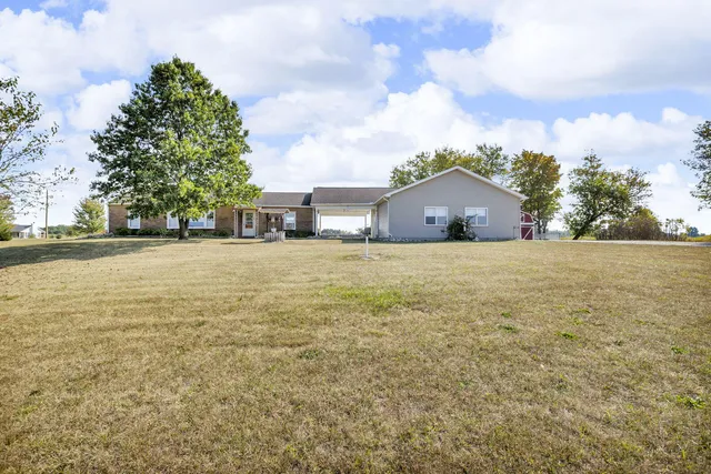 $249,000 | 349 North Francisco Road, Grass Lake, MI 49240