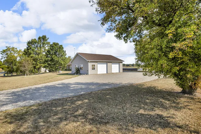 $249,000 | 349 North Francisco Road, Grass Lake, MI 49240