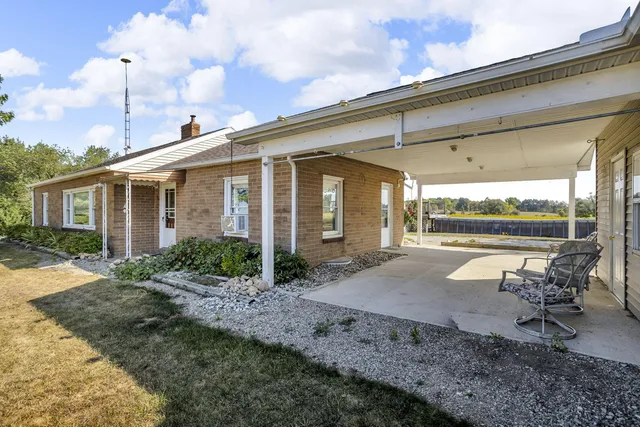 $249,000 | 349 North Francisco Road, Grass Lake, MI 49240