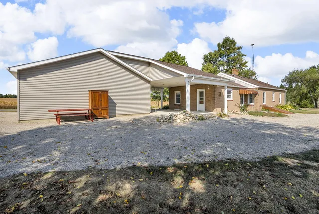 $249,000 | 349 North Francisco Road, Grass Lake, MI 49240