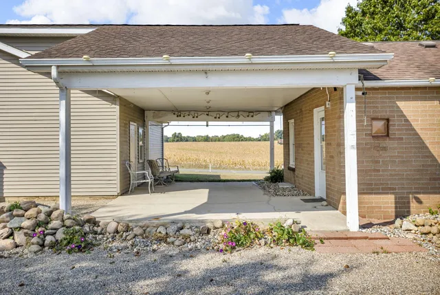 $249,000 | 349 North Francisco Road, Grass Lake, MI 49240