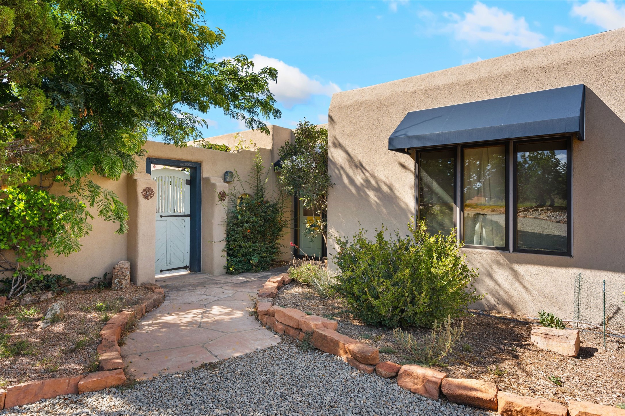 71 Camerada Loop Santa Fe, NM 87508 - Photo 2 of 35