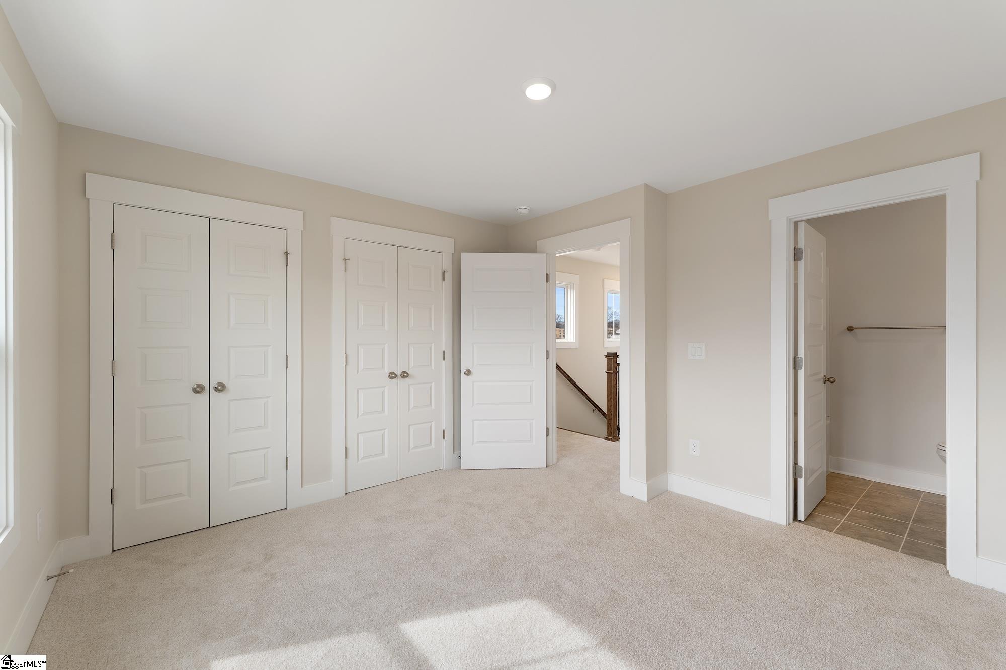 18 Renaissance Row Drive Greenville, SC 29607 - Photo 16 of 24 Gallery Image 16