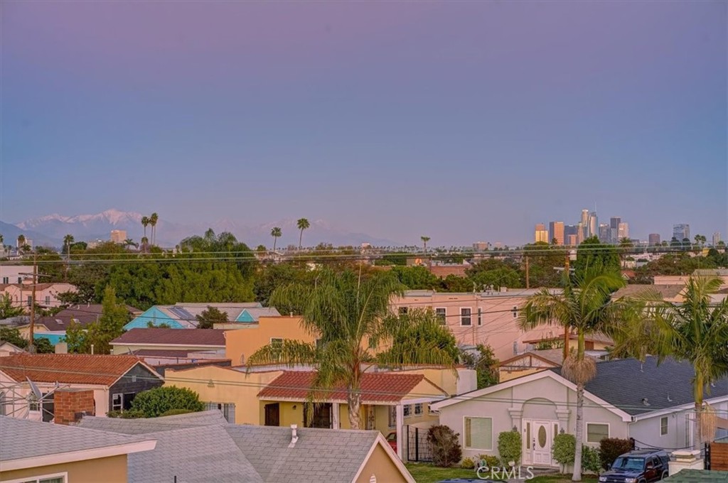 2012 South Curson Avenue Los Angeles, CA 90016 - Photo 40 of 40 a view of a city