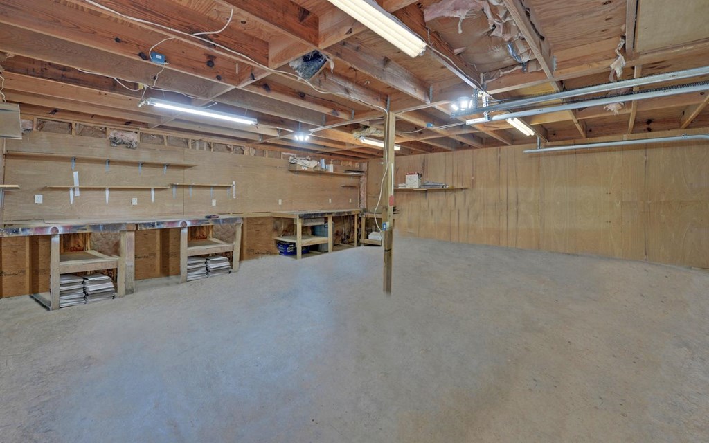 1720 Caney Creek Road Murphy, NC 28906 - Photo 56 of 69 a view of a room with gym equipment