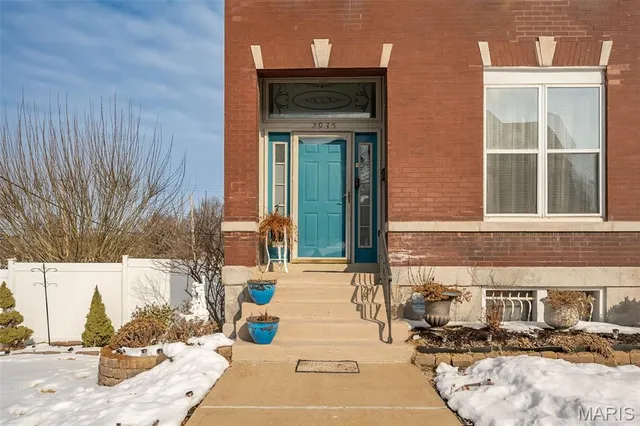 $340,000 | 2935 St Vincent Avenue, St. Louis, MO 63104