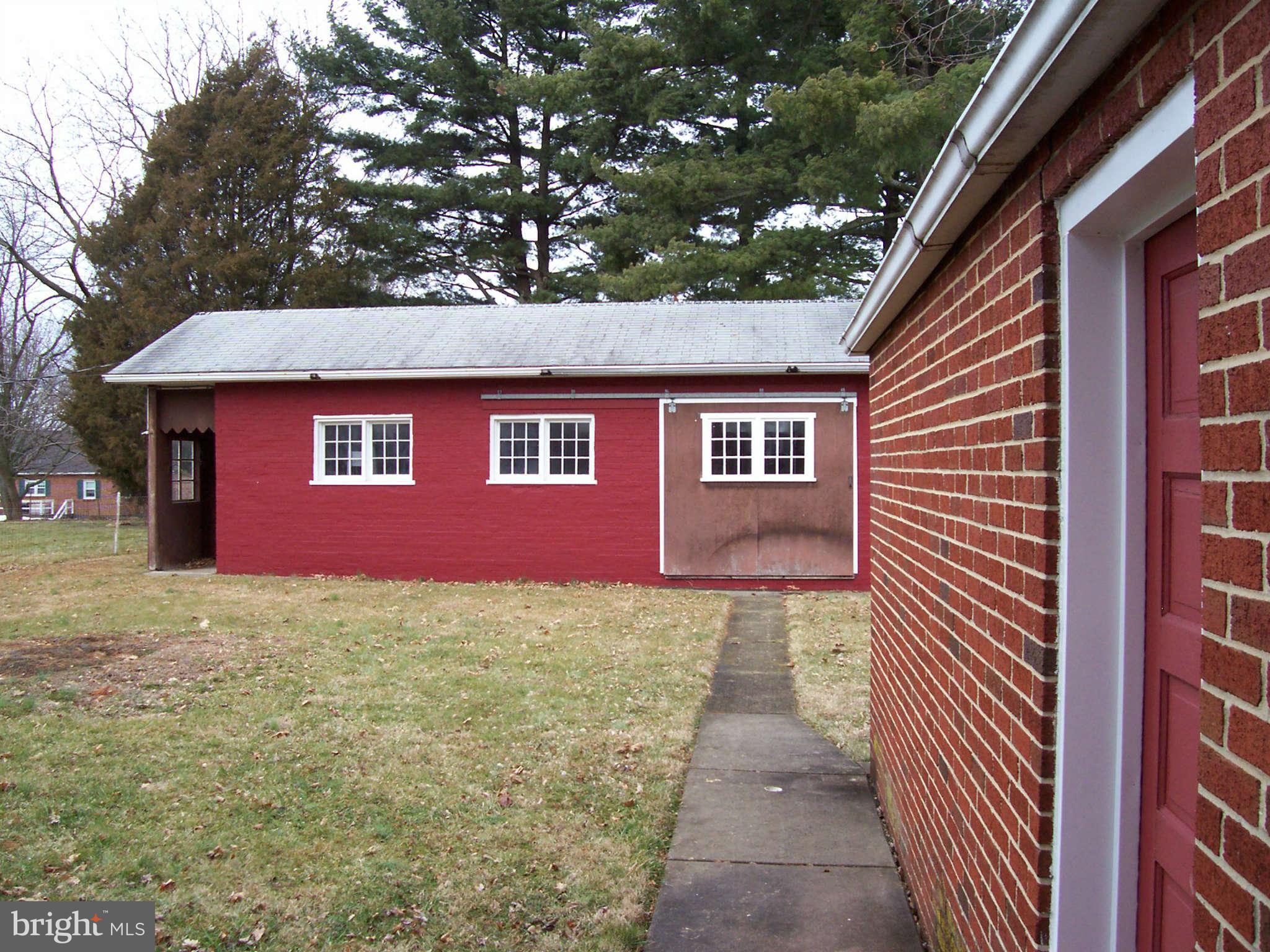205 Devonshire Road Hagerstown, MD 21740 - Photo 5 of 20 Exterior (General)