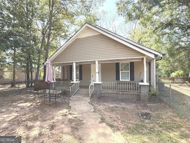 $1,500 | 1006 West College St Extension, Griffin, GA 30224