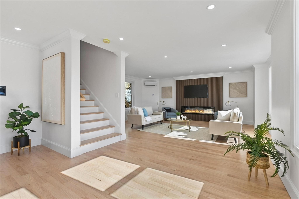 15 Landry Road Medford, MA 02155 - Photo 11 of 40