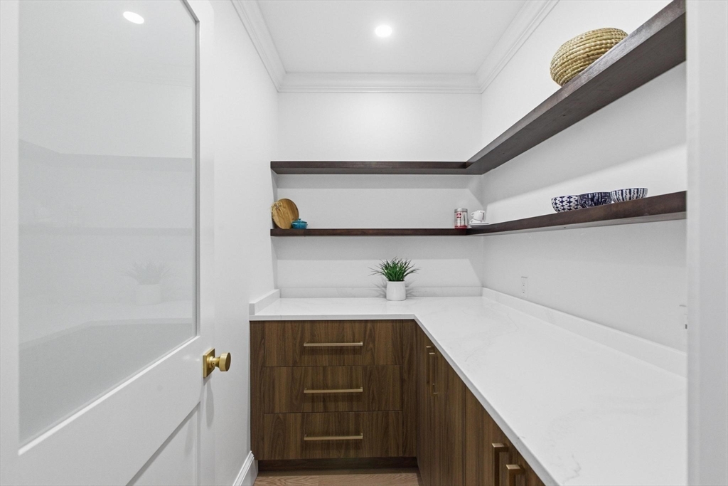 15 Landry Road Medford, MA 02155 - Photo 19 of 40