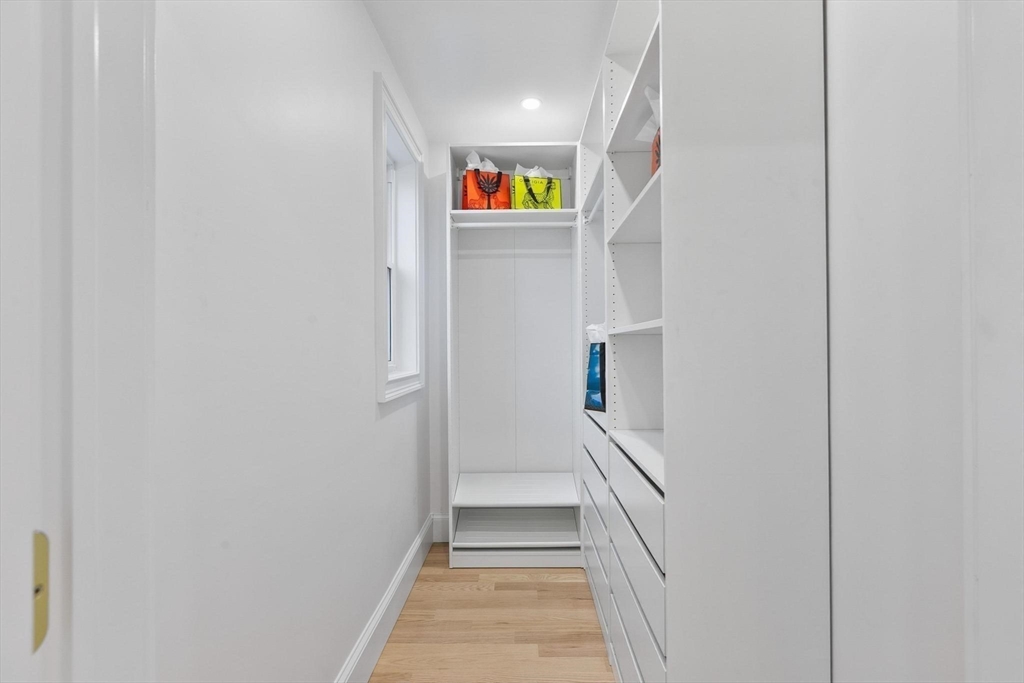 15 Landry Road Medford, MA 02155 - Photo 24 of 40