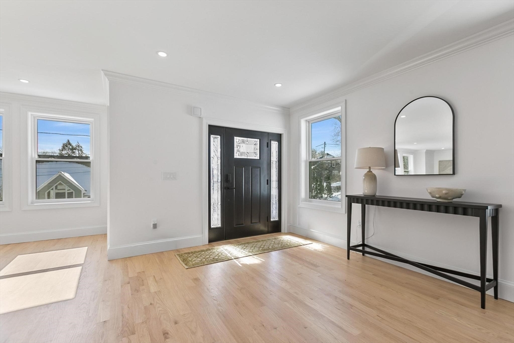 15 Landry Road Medford, MA 02155 - Photo 6 of 40