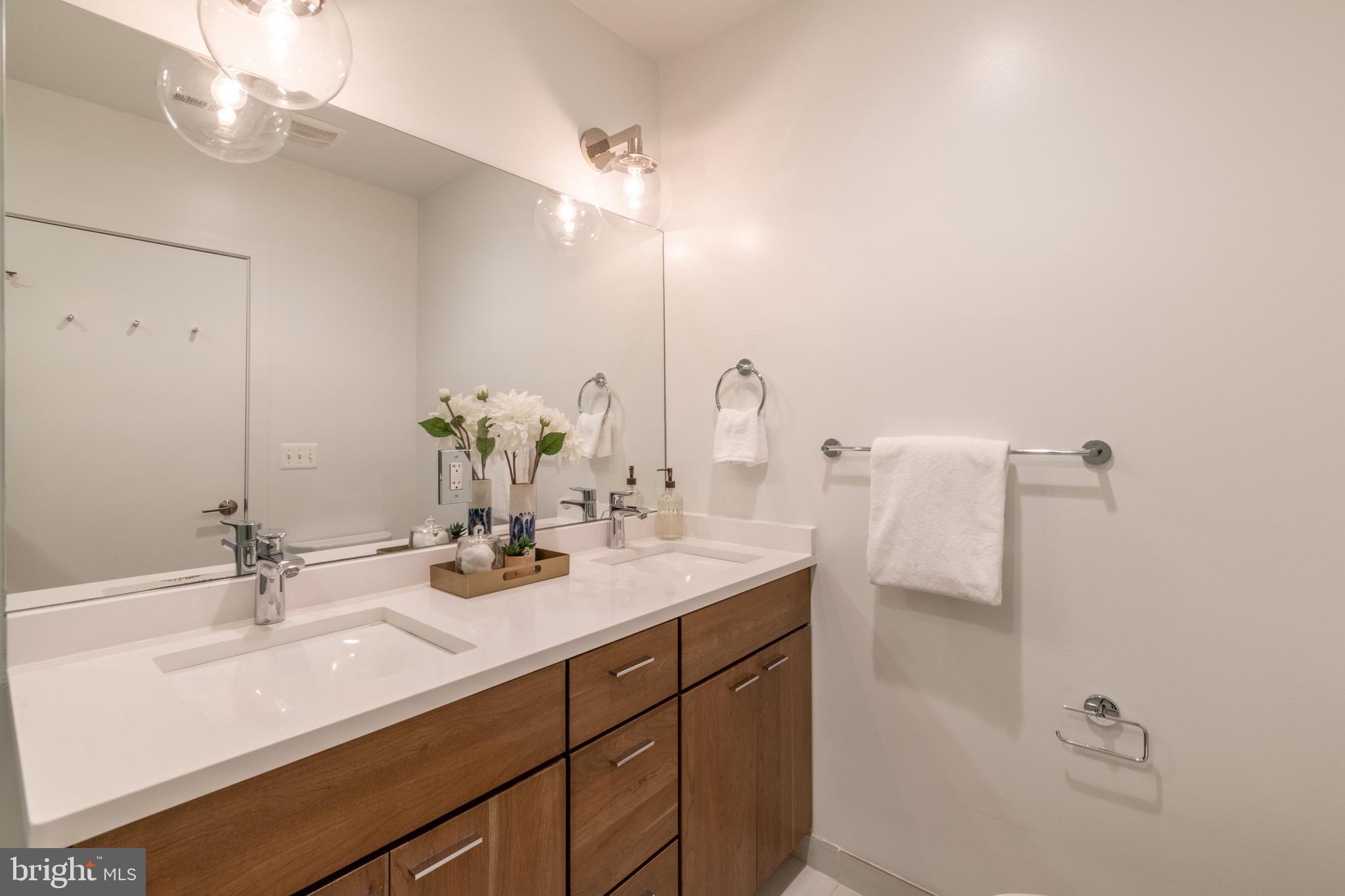 2023 Kalorama Road Northwest, Unit 4 Washington, DC 20009 - Photo 9 of 27 Gallery Image 9