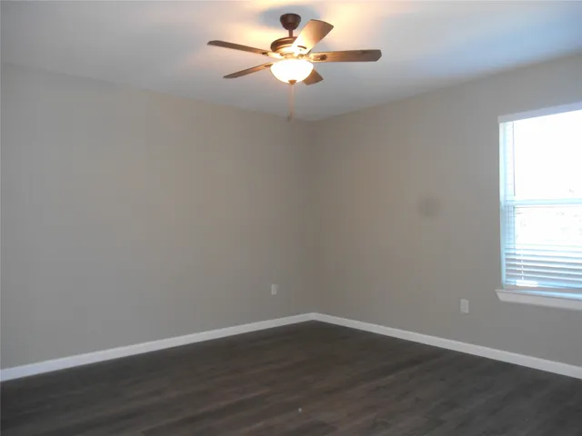 $1,900 | 1547 Greenfield Road, Hempstead, TX 77445