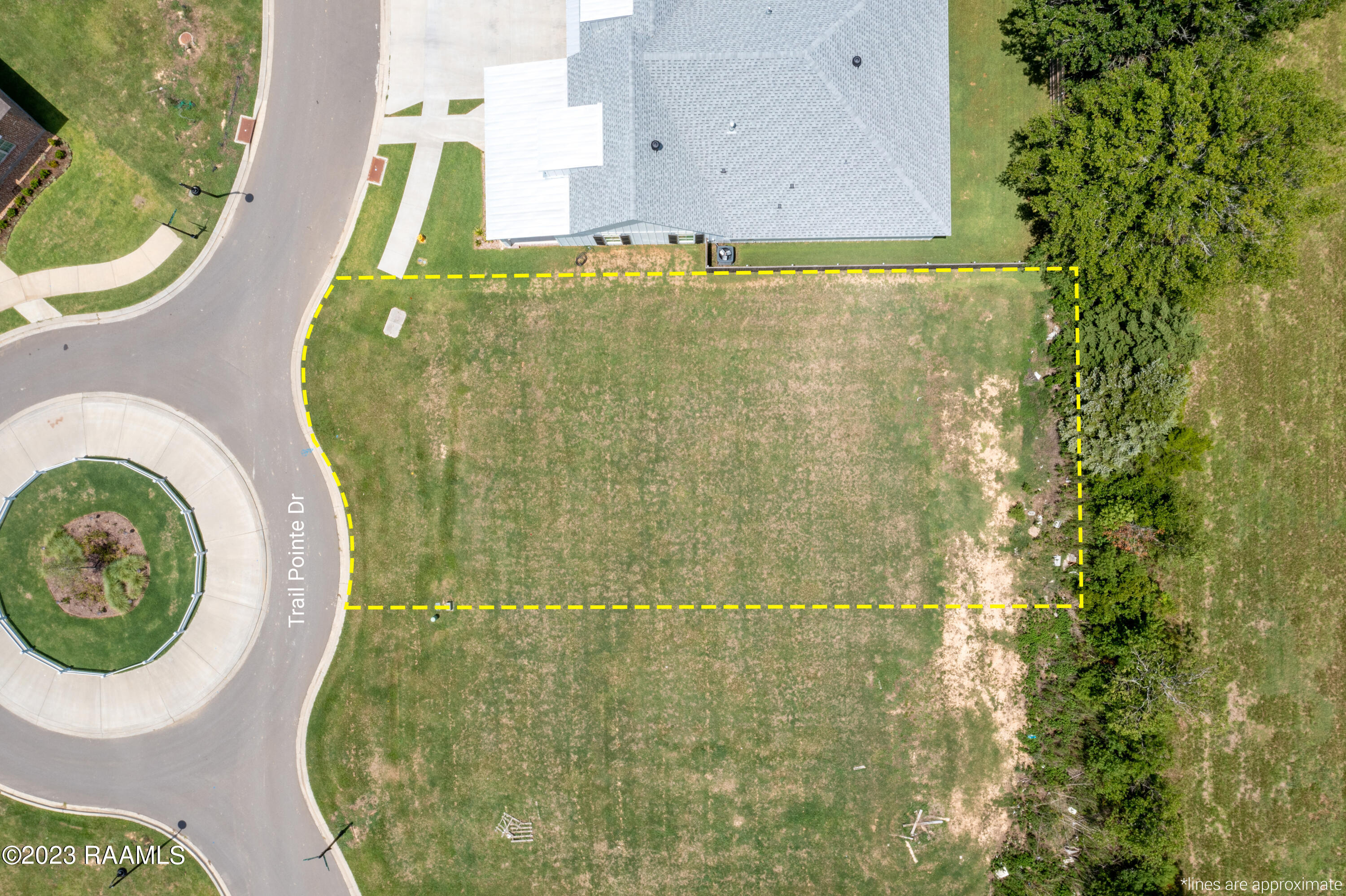 121 Trail Pointe Drive Scott, LA 70583 - Photo 3 of 19 121TrailPointe-4a