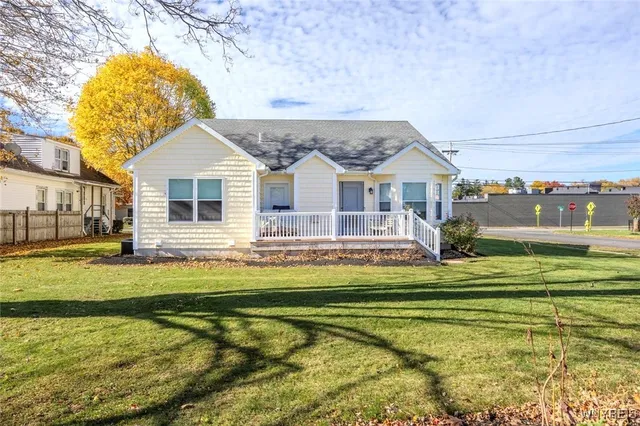 $2,900 | 105 Pine Street, Hamburg, NY 14075