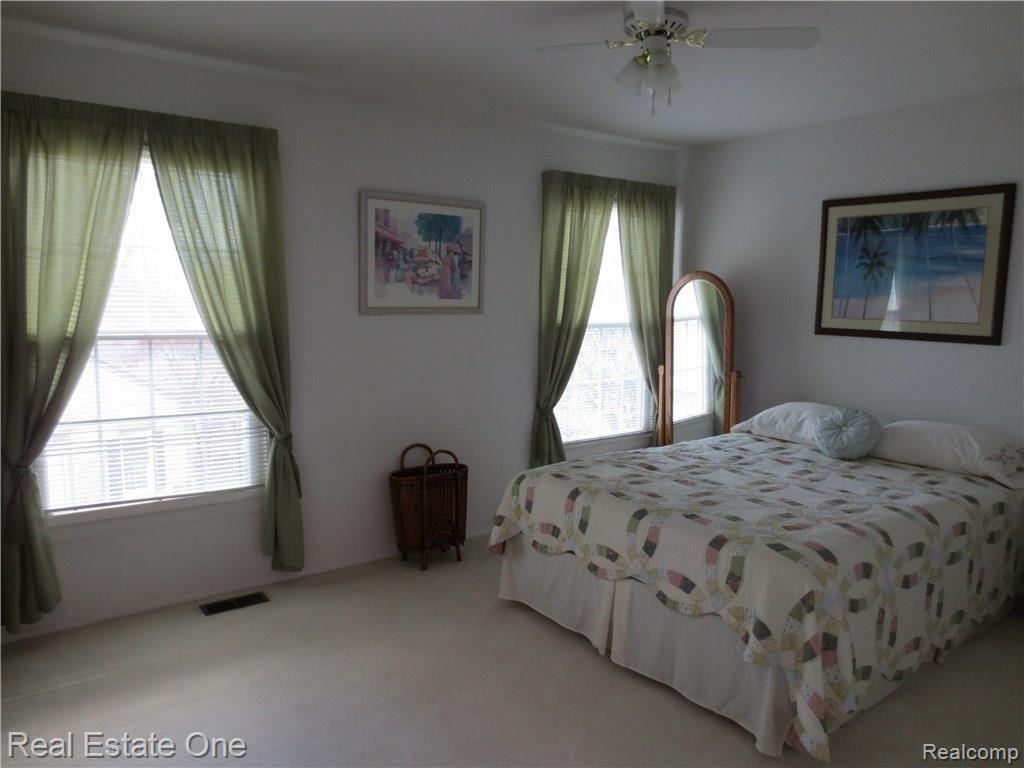 1306 Brook Lane, Unit 286 Rochester Hills, MI 48306 - Photo 17 of 23