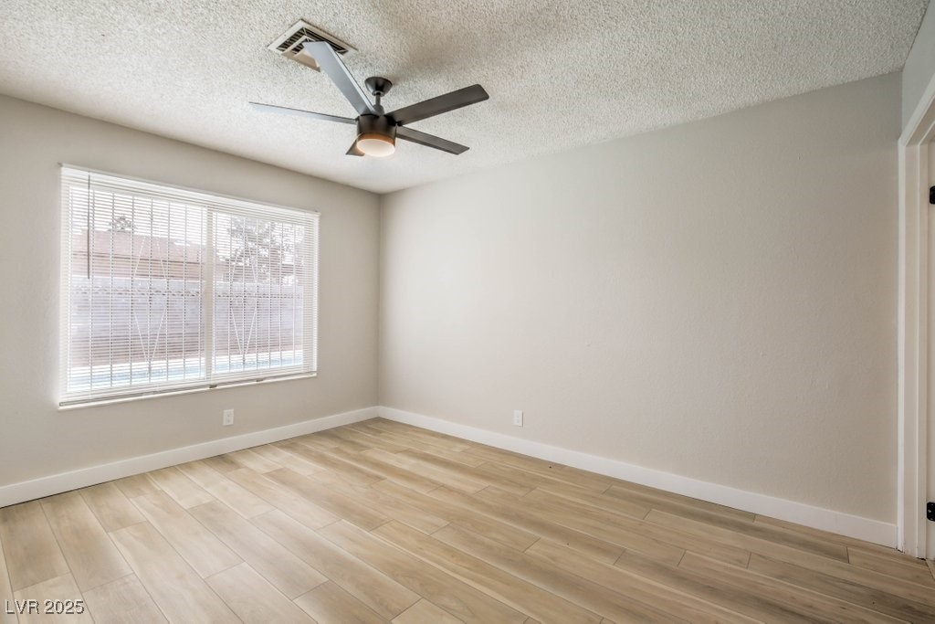 5394 Stirrup Street Las Vegas, NV 89119 - Photo 12 of 23