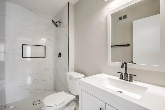 $2,299 | 5394 Stirrup Street, Las Vegas, NV 89119