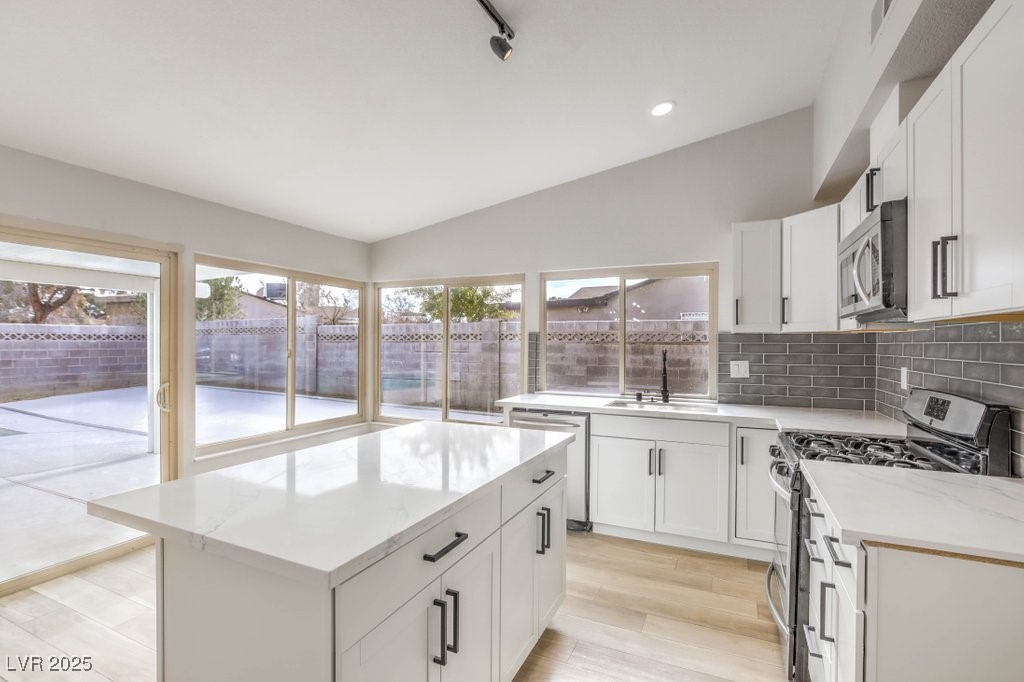 5394 Stirrup Street Las Vegas, NV 89119 - Photo 9 of 23