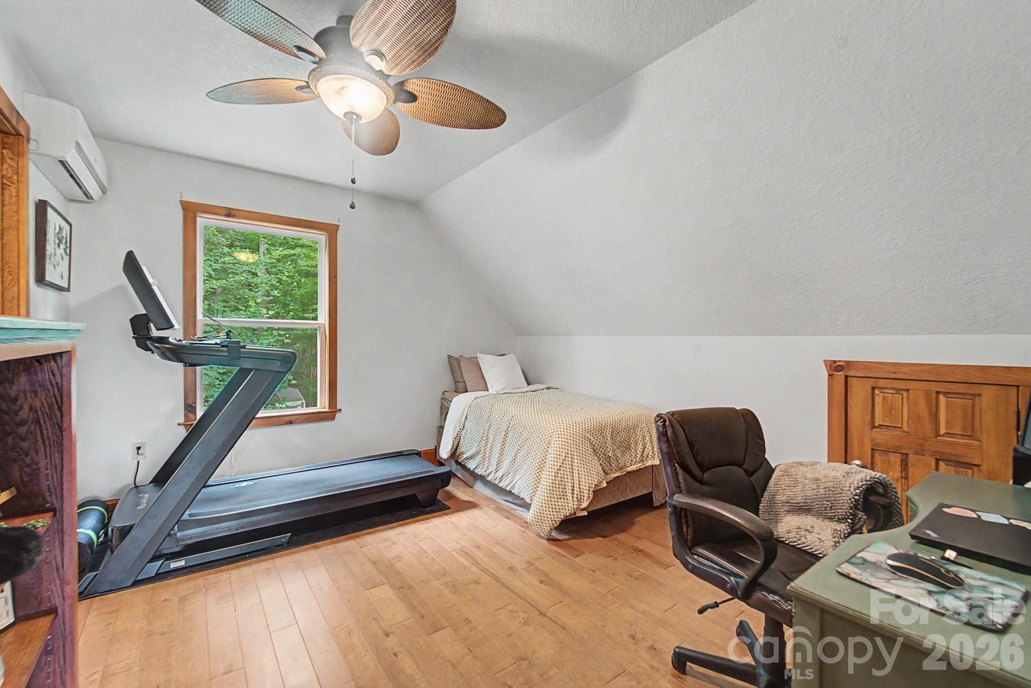 374 Ridgeway Street Sylva, NC 28779 - Photo 12 of 19