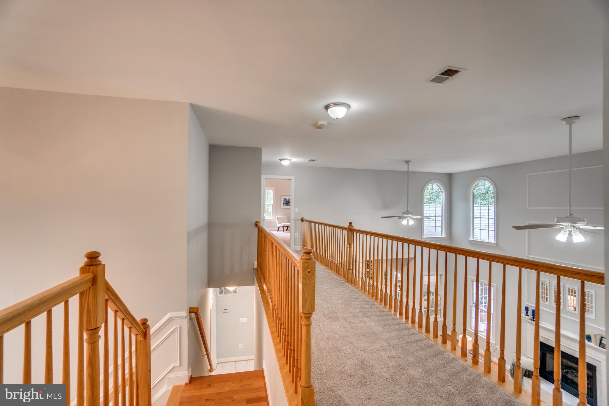 7810 Creekside View Lane Springfield, VA 22153 - Photo 11 of 30 Hallway