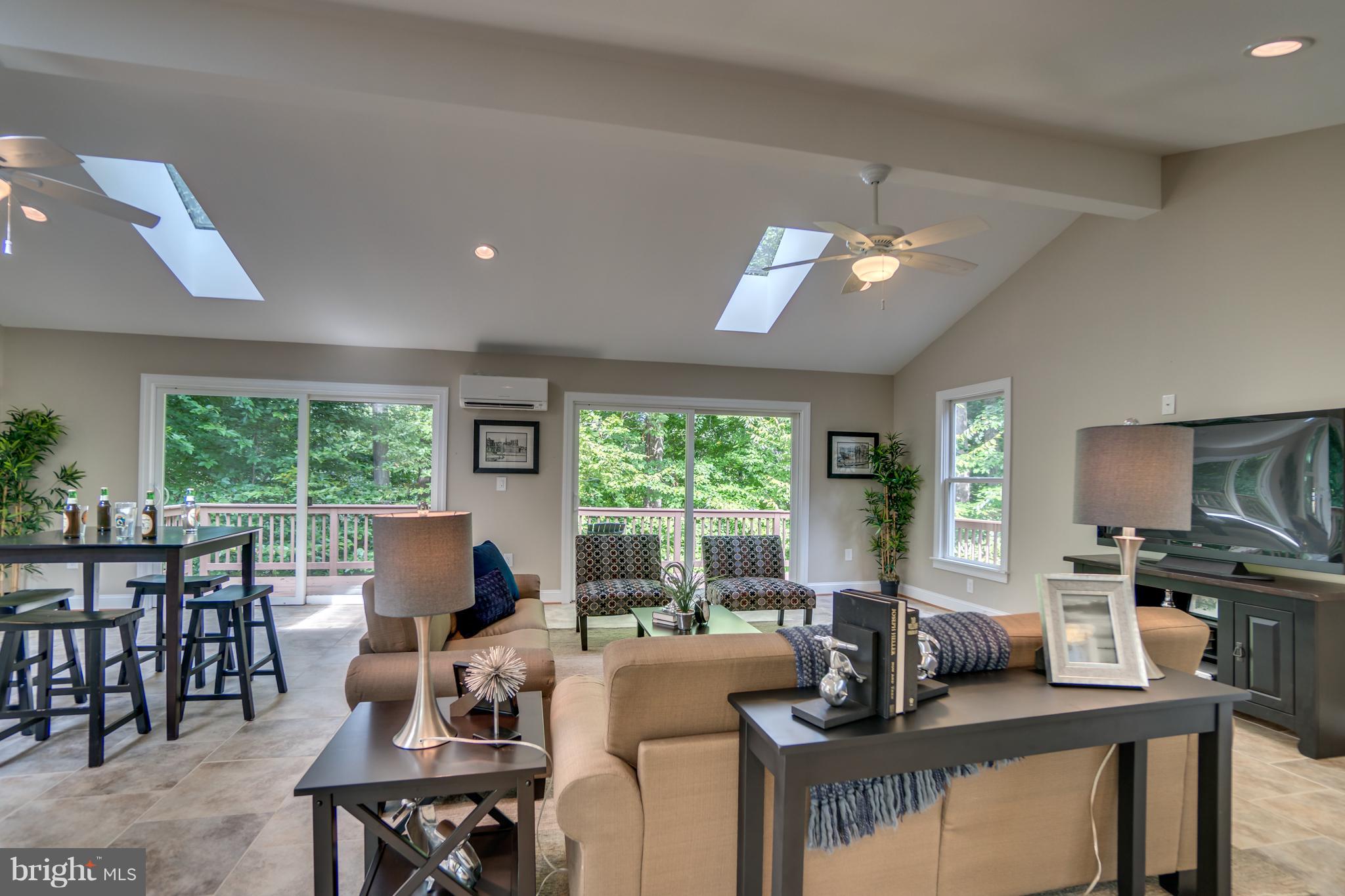 7810 Creekside View Lane Springfield, VA 22153 - Photo 9 of 30 One of a kind Florida room!